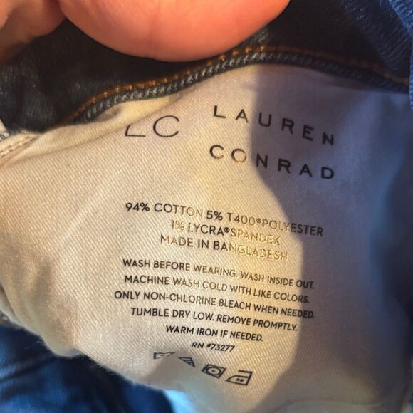 LC Lauren Conrad Distressed Denim Women's Shorts - Picture 3 of 8